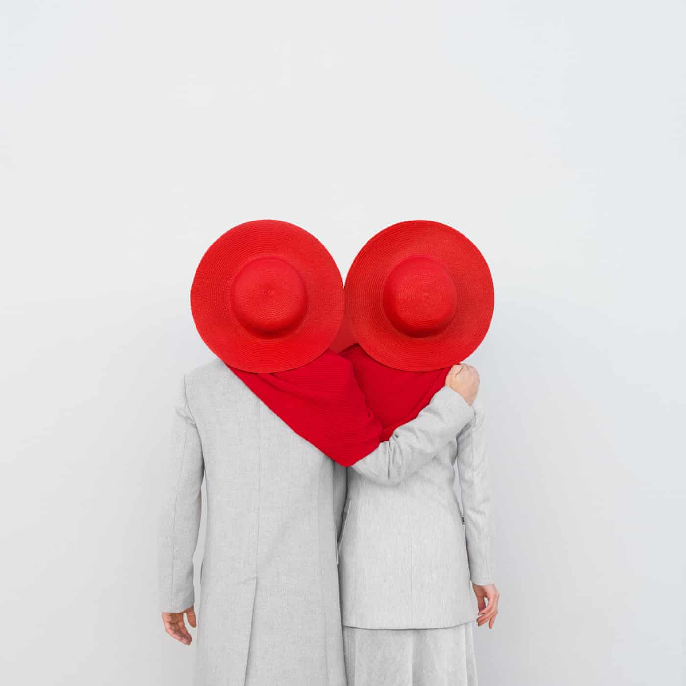 The playful photography of Anna Devís and Daniel Rueda